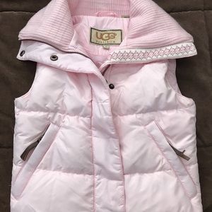 Girl's size 4 authentic UGG down Vest NWT
